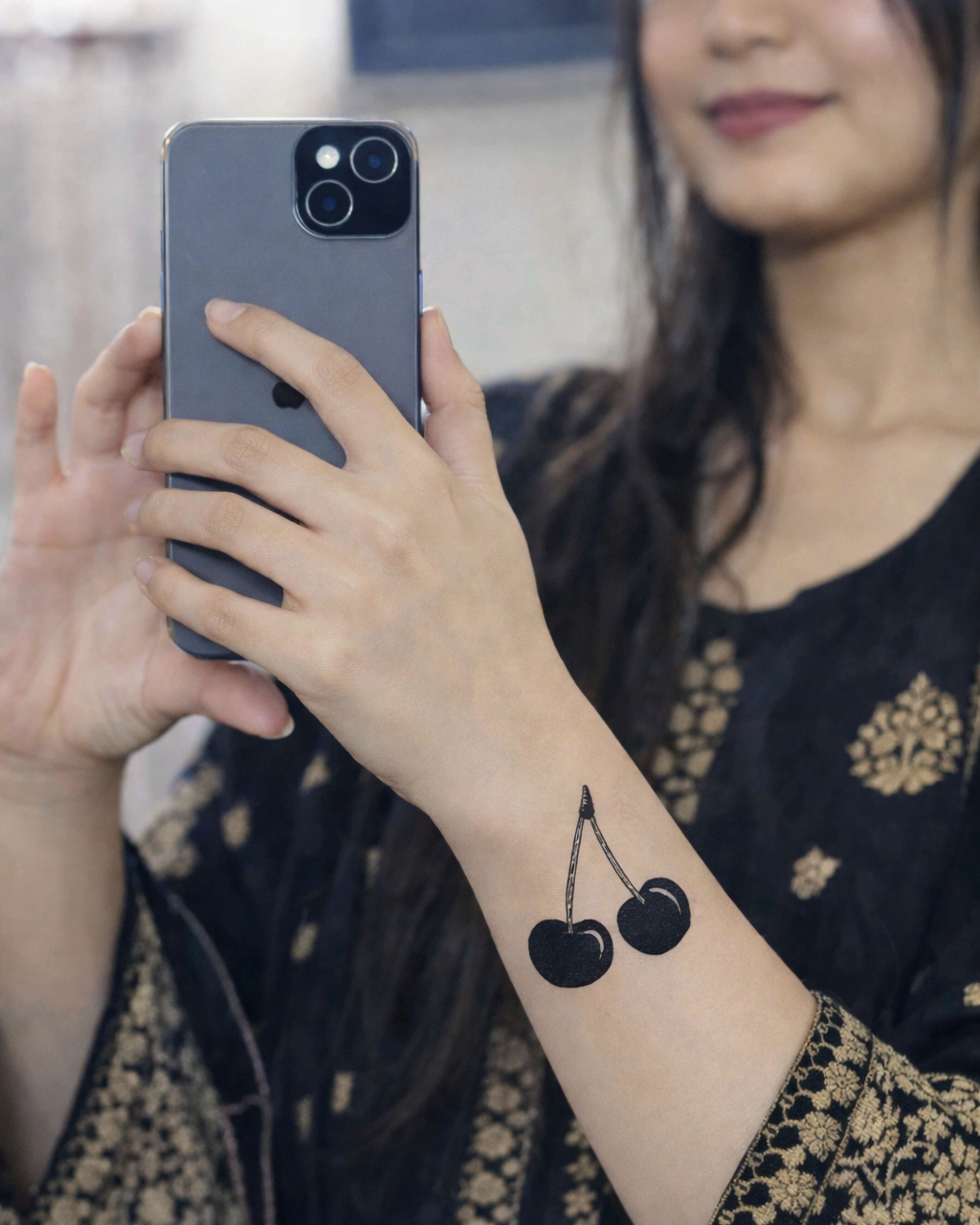 Cherry Lady (Temporary tattoo)