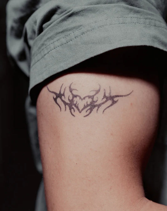 SPARKING HEART (Temporary tattoo)